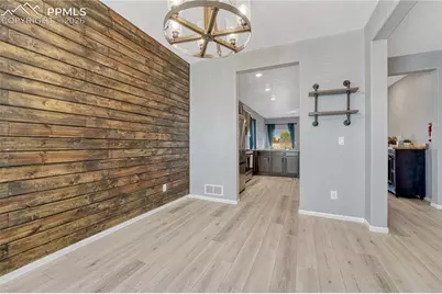 6262 Meadowbank Lane, Colorado Springs, CO 80925 - Photo 5
