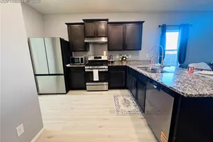 6262 Meadowbank Ln, Colorado Springs, CO 80925 - Photo 7