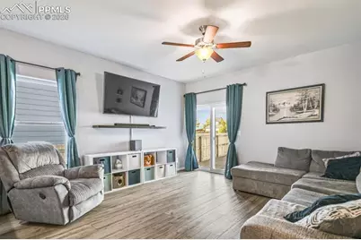 6262 Meadowbank Lane, Colorado Springs, CO 80925 - Photo 9