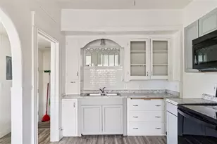 1615 E 9th St, Pueblo, CO 81001 - Photo 7