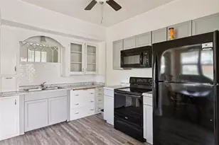 1615 E 9th St, Pueblo, CO 81001 - Photo 9