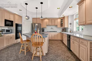 2745 Brogans Bluff Dr, Colorado Springs, CO 80919 - Photo 11