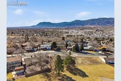 1186 Applewood Drive, Colorado Springs, CO 80907 - Photo 37