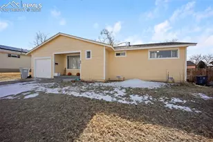 60 Loch Lomond Ln, Pueblo, CO 81001 - Photo 3