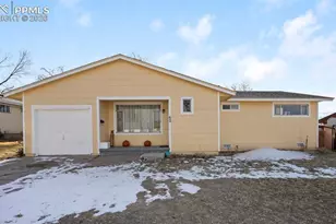 60 Loch Lomond Ln, Pueblo, CO 81001 - Photo 1
