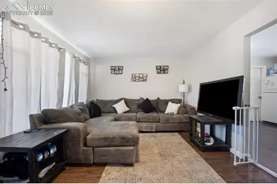 60 Loch Lomond Lane, Pueblo, CO 81001 - Photo 5