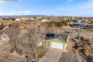 734 S Legend Ln, Pueblo, CO 81007 - Photo 29