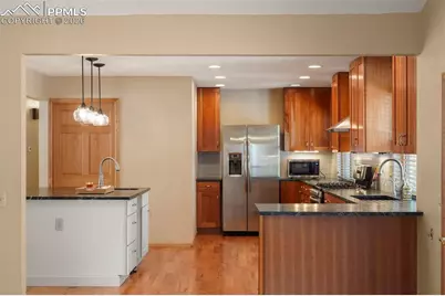 6210 Lemonwood Drive, Colorado Springs, CO 80918 - Photo 9