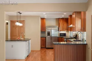 6210 Lemonwood Dr, Colorado Springs, CO 80918 - Photo 9