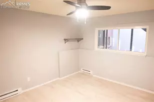 342 Mt View Ln, Colorado Springs, CO 80907 - Photo 11