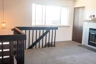 342 Mt View Ln, Colorado Springs, CO 80907 - Photo 5