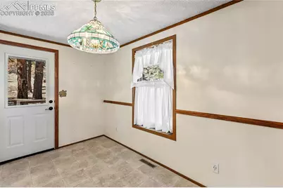 1828 Sioux Road, Florissant, CO 80816 - Photo 11