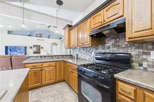 2084 Iris Rd, Pueblo, CO 81006 - Photo 11