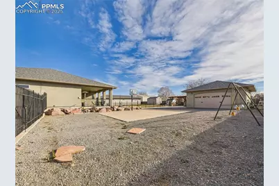 2084 Iris Road, Pueblo, CO 81006 - Photo 35