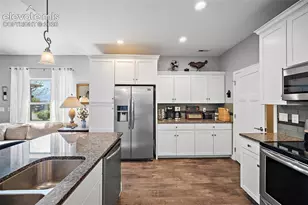 3723 Scott Ln, Colorado Springs, CO 80907 - Photo 11