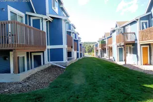 6317 Village Ln, Colorado Springs, CO 80918 - Photo 9