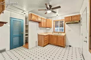 409 Burlington Ave, Colorado Springs, CO 80905 - Photo 15