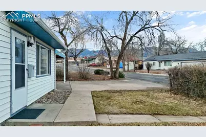 409 Burlington Avenue, Colorado Springs, CO 80905 - Photo 5