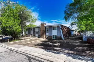 345 Gahart Dr, Colorado Springs, CO 80916 - Photo 3