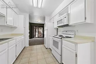 3461 Trenary Ln, Colorado Springs, CO 80918 - Photo 5
