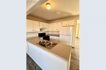 5509 Mansfield Court, Colorado Springs, CO 80918 - Photo 11