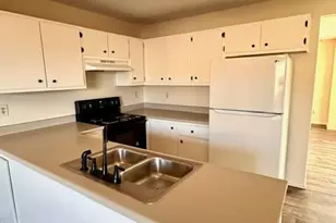 5509 Mansfield Ct, Colorado Springs, CO 80918 - Photo 11