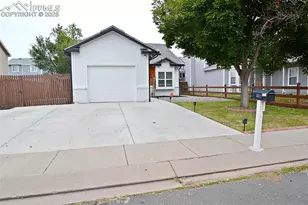 4640 Spacewalk Way, Colorado Springs, CO 80916 - Photo 3