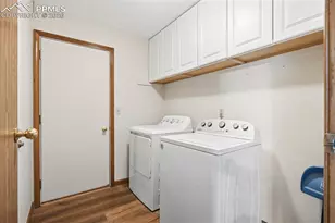 1075 Harbourne St, Colorado Springs, CO 80911 - Photo 7