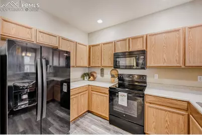 6076 Sierra Grande Point, Colorado Springs, CO 80923 - Photo 11