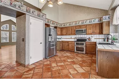 2750 Leoti Drive, Colorado Springs, CO 80922 - Photo 5