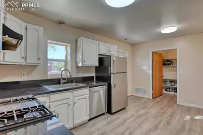 632 Santa Fe Street, Colorado Springs, CO 80910 - Photo 11