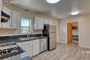 632 Santa Fe St, Colorado Springs, CO 80910 - Photo 11