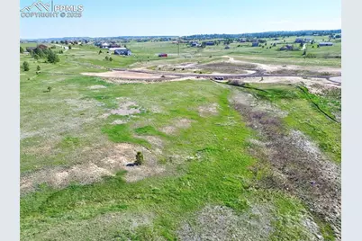 15710 Fox Creek Lane, Colorado Springs, CO 80908 - Photo 5