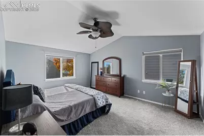 5699 Vermillion Bluffs Drive, Colorado Springs, CO 80923 - Photo 17