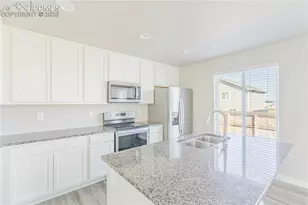 10384 Horton Dr, Colorado Springs, CO 80925 - Photo 5