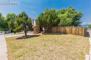 3310 Bridgewater Dr, Colorado Springs, CO 80916 - Photo 39