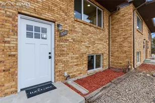 352 Mt View Ln, Colorado Springs, CO 80907 - Photo 1