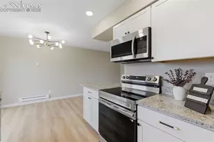 352 Mt View Ln, Colorado Springs, CO 80907 - Photo 11