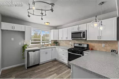 129 Larch Drive, Colorado Springs, CO 80911 - Photo 9