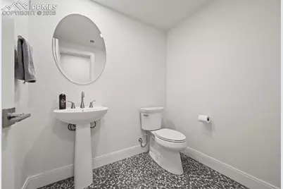 3474 Crest Hollow View, Colorado Springs, CO 80904 - Photo 37