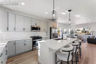 8172 Manor House Way, Colorado Springs, CO 80908 - Photo 7