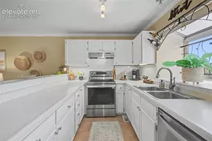 6618 Warbler Ln, Colorado Springs, CO 80919 - Photo 13