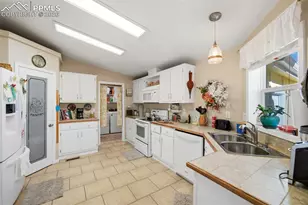 4687 Pine Marten Point, Colorado Springs, CO 80922 - Photo 9