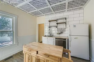 2423 W St Vrain St, Colorado Springs, CO 80904 - Photo 11