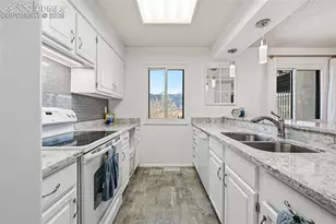 938 Fontmore Rd, Colorado Springs, CO 80904 - Photo 15