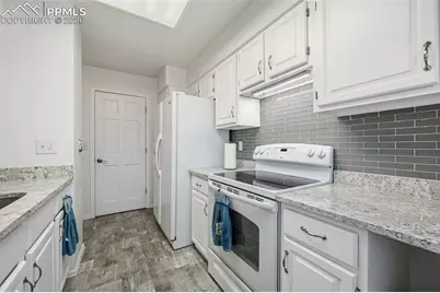 938 Fontmore Road #B, Colorado Springs, CO 80904 - Photo 17