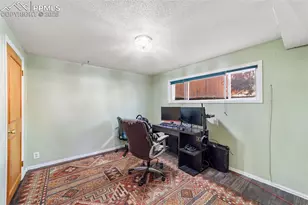 2302 Kent Ln, Colorado Springs, CO 80909 - Photo 31