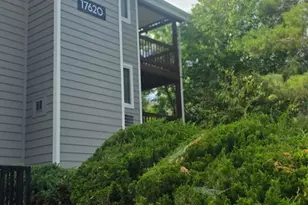 17620 E Loyola Dr, Aurora, CO 80013 - Photo 3