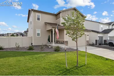 8226 Buffalo Horn Drive, Colorado Springs, CO 80925 - Photo 3