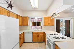 4713 Daybreak Cir, Colorado Springs, CO 80917 - Photo 9